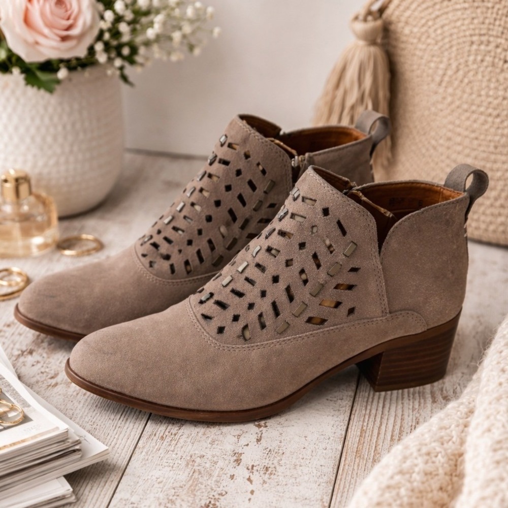 Franco Sarto Rory‎ Taupe Suede Perforated Ankle Booties Block Heel Womens 7